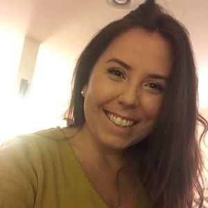 Meet your Posher, Leanne